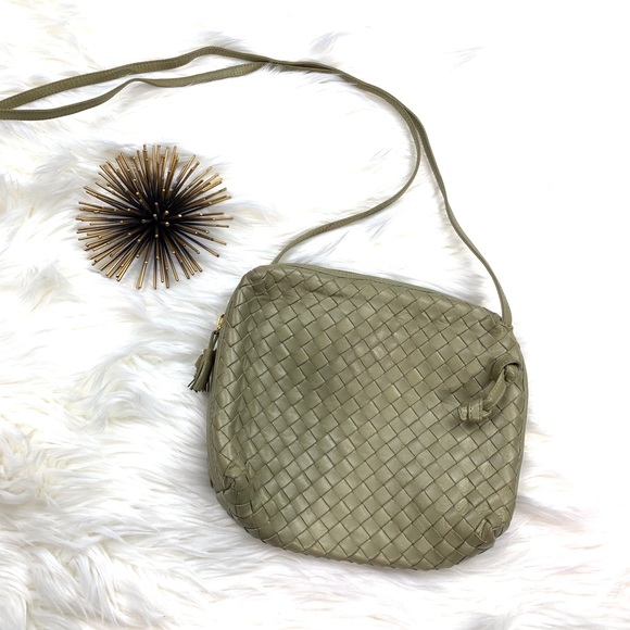 vintage bottega vanity pouch intrecciato